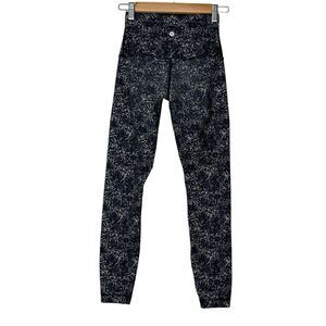 Lululemon Leggings Women's  4 Small Run Athletic Yoga Gym BlackInseam 26"‎